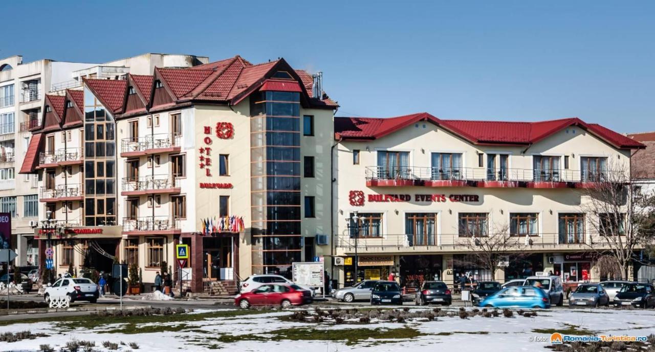 Hotel Bulevard Fagaras Exterior photo